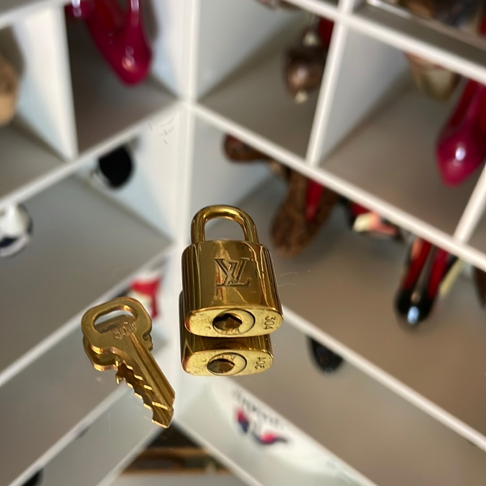 Louis Vuitton Brass Lock & Key #304 Set 1